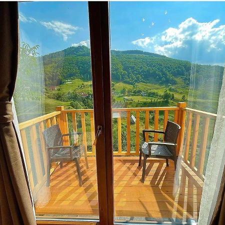 Bujtina Tradicionale Hotel Lëpusha Kültér fotó
